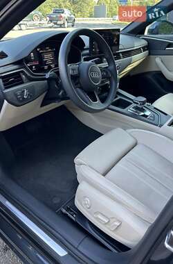 Седан Audi A4 2023 в 