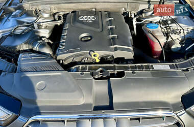 Седан Audi A4 2013 в Львове