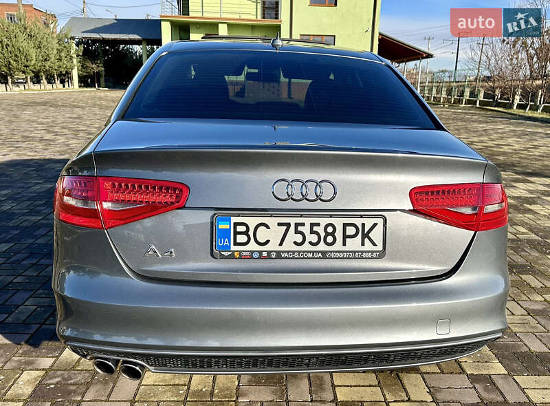 Седан Audi A4 2013 в Львове