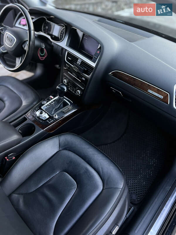 Седан Audi A4 2014 в Черкассах