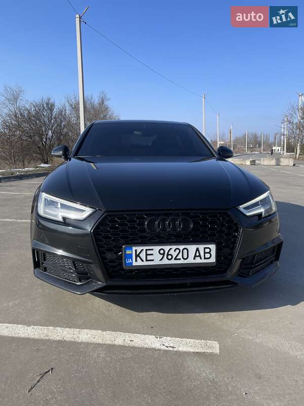 Седан Audi A4 2017 в Дніпрі