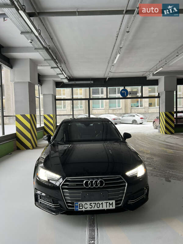 Седан Audi A4 2017 в Мостиске