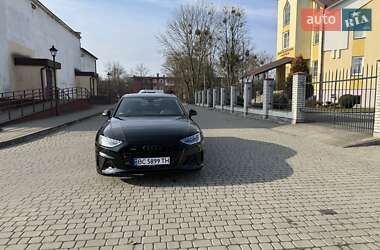 Седан Audi A4 2022 в Львове