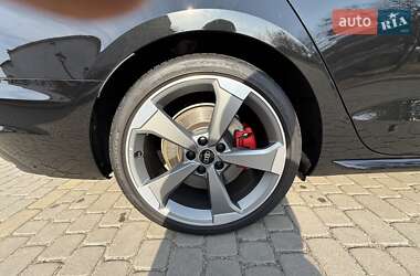 Седан Audi A4 2022 в Львове