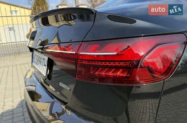 Седан Audi A4 2022 в Львове