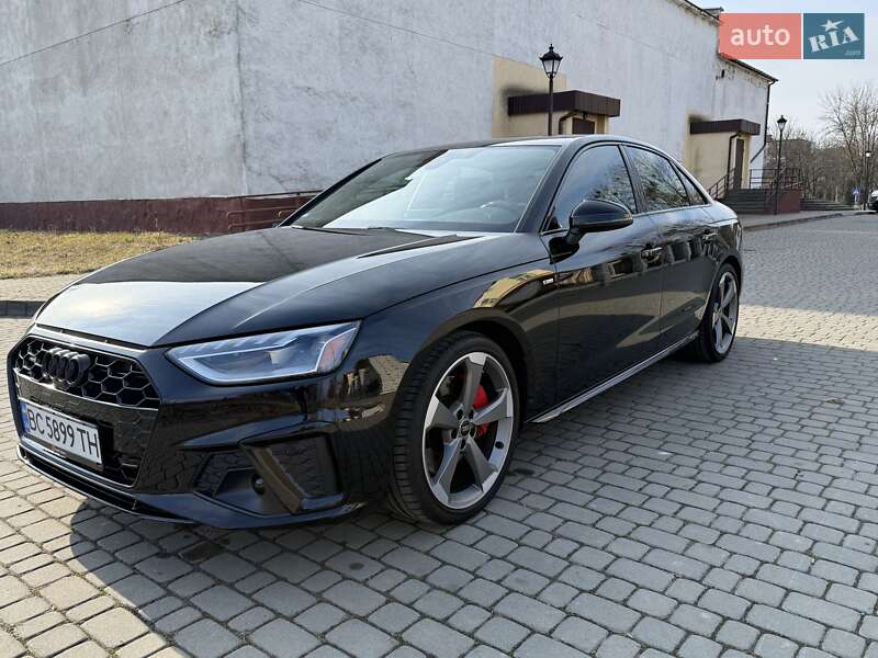 Седан Audi A4 2022 в Львове