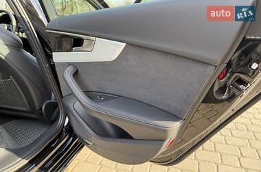 Седан Audi A4 2022 в Львове
