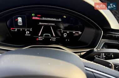 Седан Audi A4 2022 в Львове