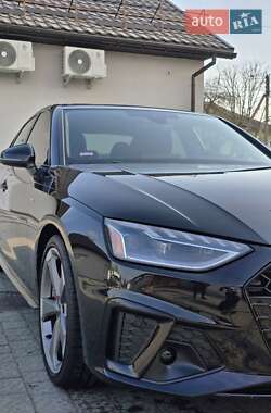 Седан Audi A4 2022 в Львове