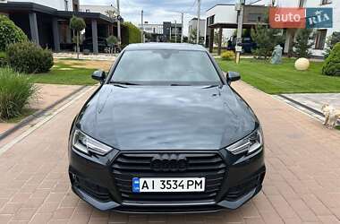 Седан Audi A4 2016 в Львове