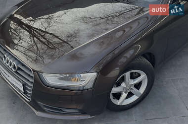 Седан Audi A4 2013 в 