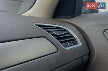 Седан Audi A4 2013 в 