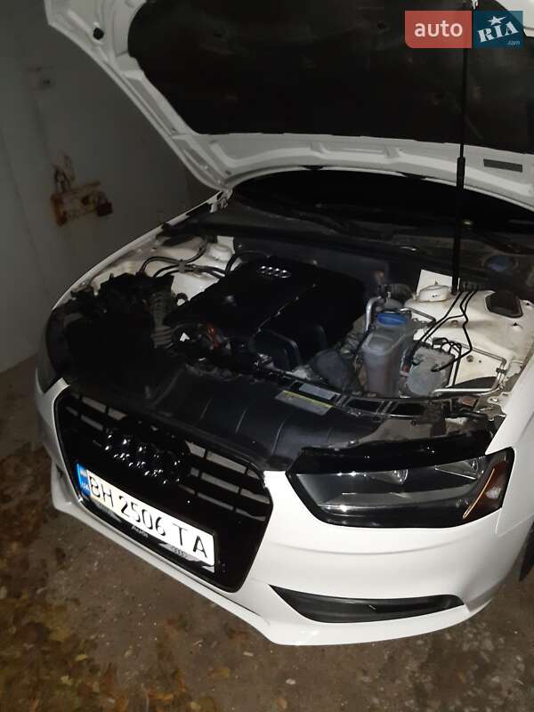 Седан Audi A4 2012 в Одессе