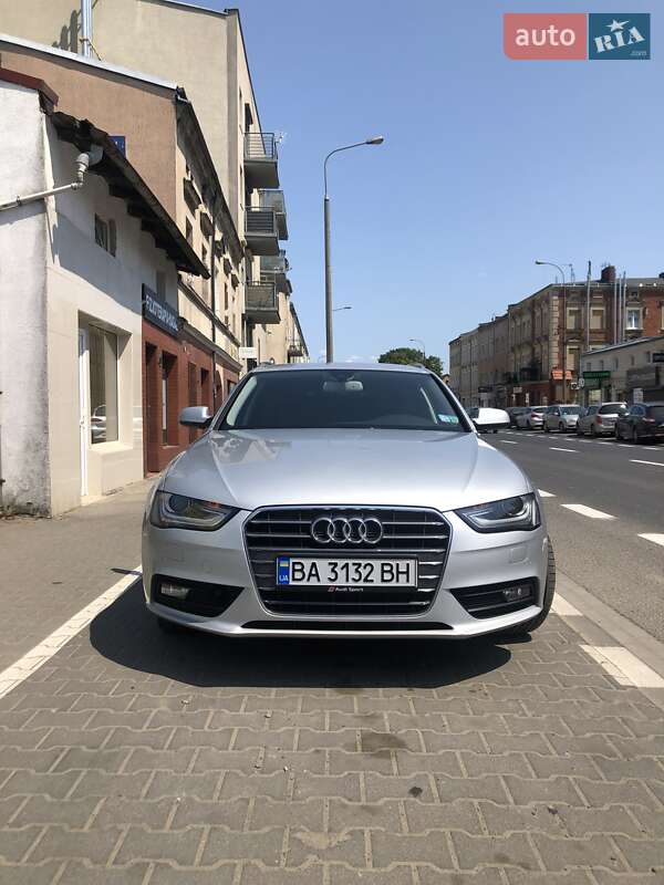 Универсал Audi A4 2013 в Кропивницком