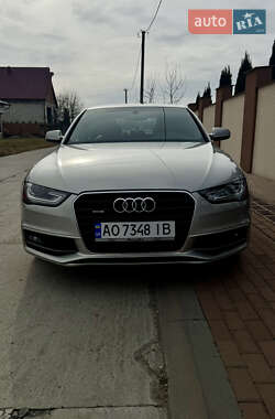 Седан Audi A4 2014 в Тячеве