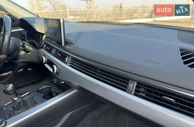 Седан Audi A4 2016 в 