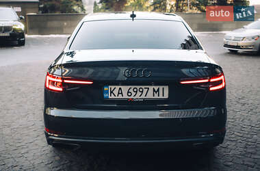 Седан Audi A4 2019 в 