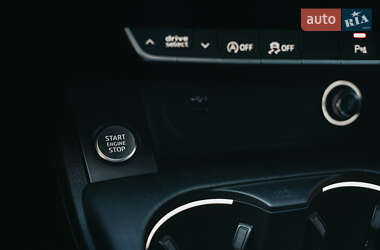 Седан Audi A4 2019 в 