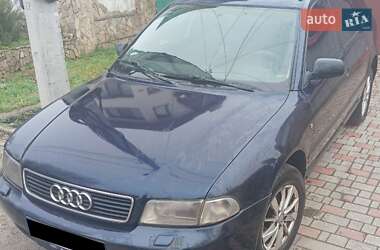 Универсал Audi A4 1997 в 