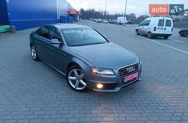 Седан Audi A4 2012 в Дубно