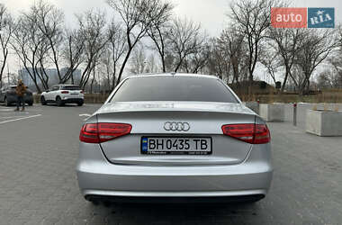 Седан Audi A4 2013 в Киеве