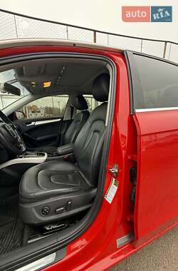 Седан Audi A4 2012 в 