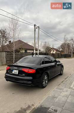 Седан Audi A4 2015 в Киеве