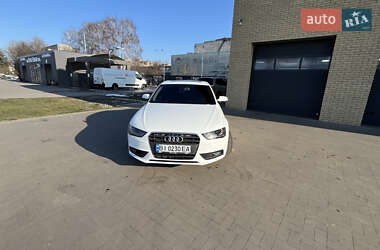 Седан Audi A4 2012 в Миргороде