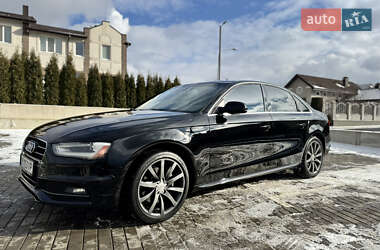 Седан Audi A4 2014 в Рівному