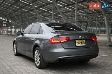 Седан Audi A4 2013 в Львове