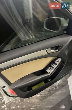 Седан Audi A4 2013 в 