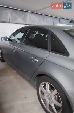 Седан Audi A4 2011 в Киеве