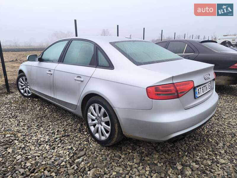 Седан Audi A4 2013 в Коломые