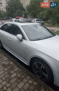 Седан Audi A4 2018 в 