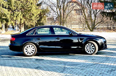 Седан Audi A4 2013 в Дубні