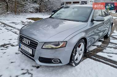 Седан Audi A4 2011 в Золочеве