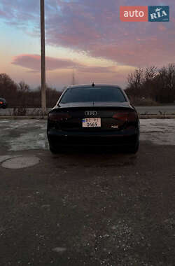 Седан Audi A4 2009 в 