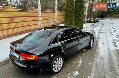 Седан Audi A4 2013 в Киеве