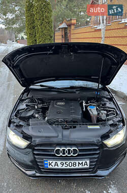 Седан Audi A4 2013 в Киеве