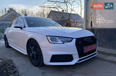 Седан Audi A4 2019 в Рівному