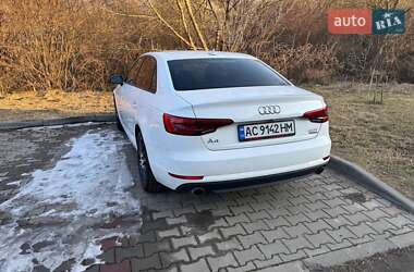 Седан Audi A4 2016 в Луцке