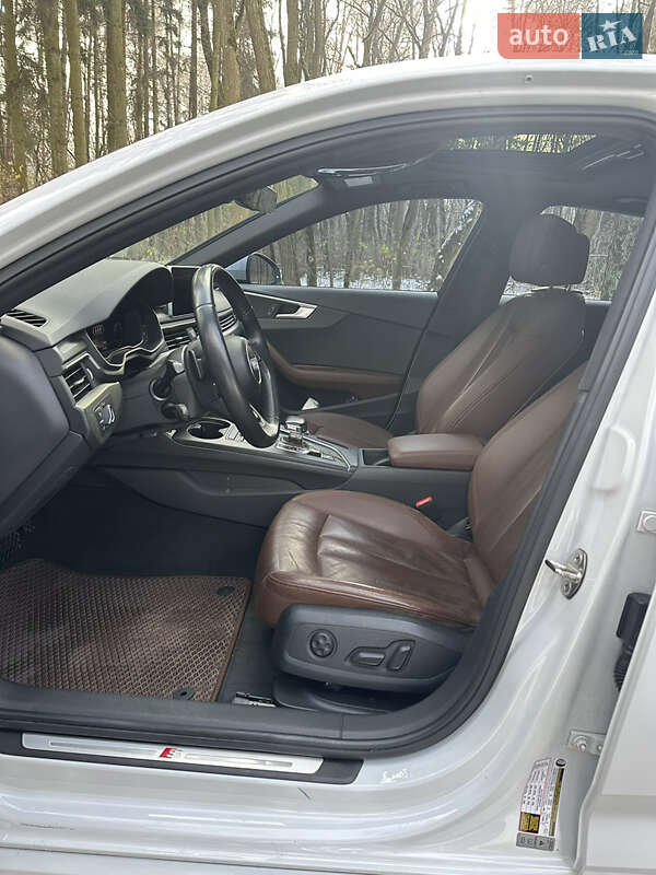 Седан Audi A4 2016 в Броварах