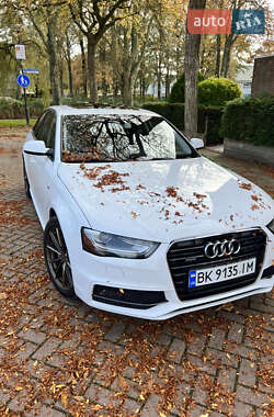 Седан Audi A4 2014 в 
