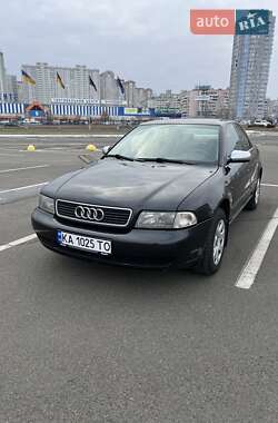 Седан Audi A4 1997 в Києві