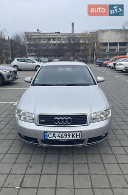 Седан Audi A4 2004 в Черкасах