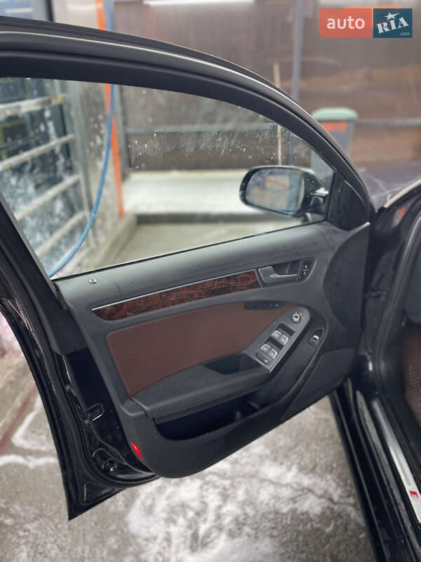 Седан Audi A4 2013 в Харькове