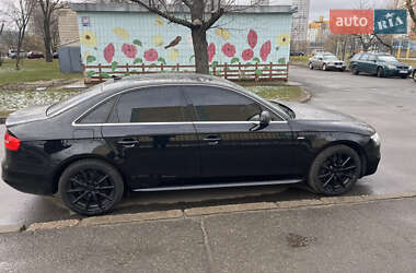 Седан Audi A4 2015 в 