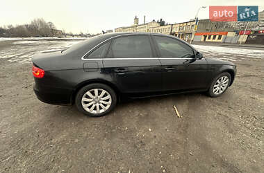 Седан Audi A4 2012 в 