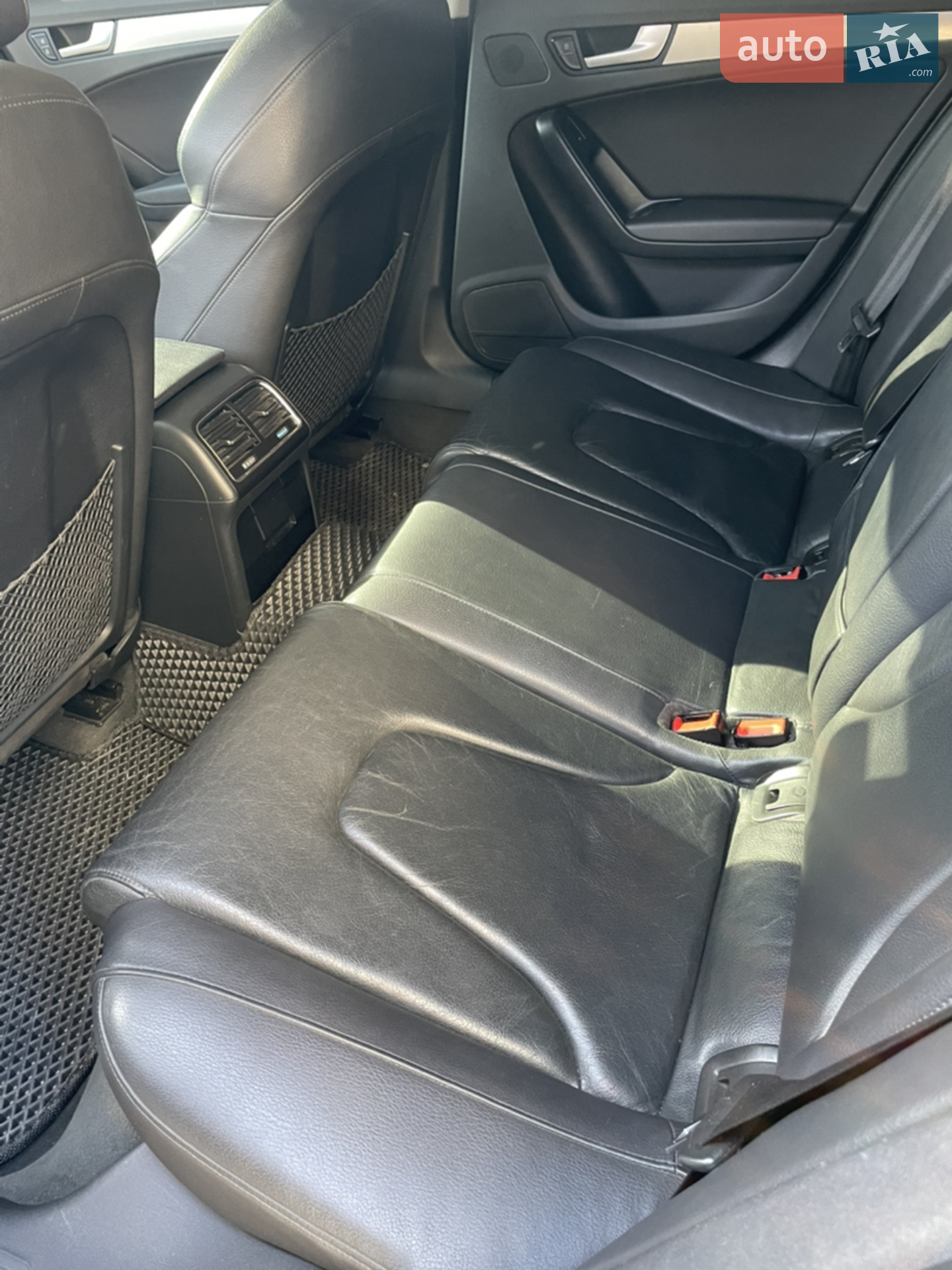 2011 Audi A4 - мініатюра 6