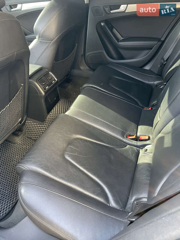 Седан Audi A4 2011 в Миколаєві
